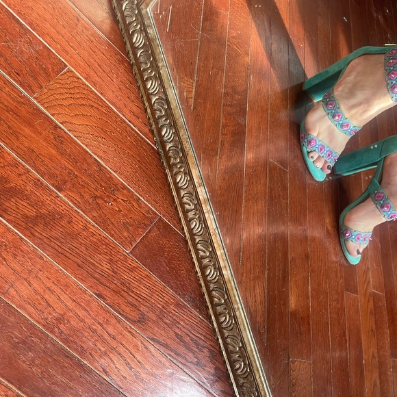 Size 9 botkier teal high heels used - Picture 3 of 8